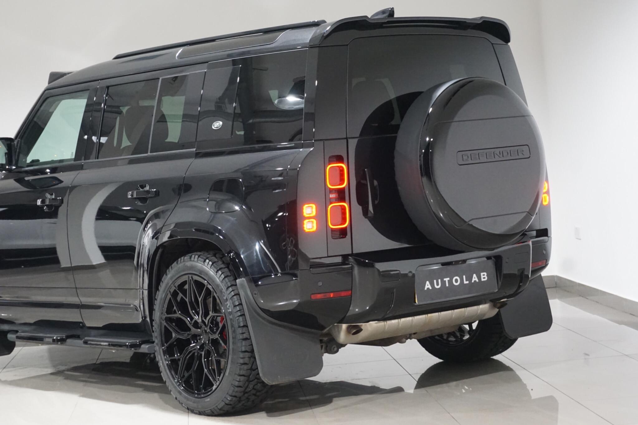 Land Rover Defender 110 2.0 P400e 15.4kWh XS Edition SUV 5dr Petrol Plug-in Hybrid Auto 4WD Euro 6 (s/s) (404 ps)